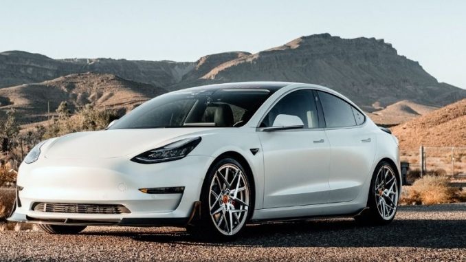 Tesla Model S – Geeignet als Familienfahrzeug mit Kindern?