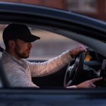 Deutsche Umwelthilfe weist erstmals nach: Energieverbrauch von E-Autos in der Stadt mit Tempo 30 deutlich niedriger als bei Tempo 50