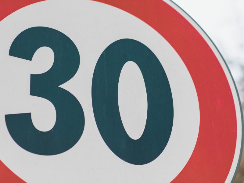 Deutsche Umwelthilfe drängt auf Tempo 30 innerorts zur Reduktion von gesundheitsschädlichem Verkehrslärm