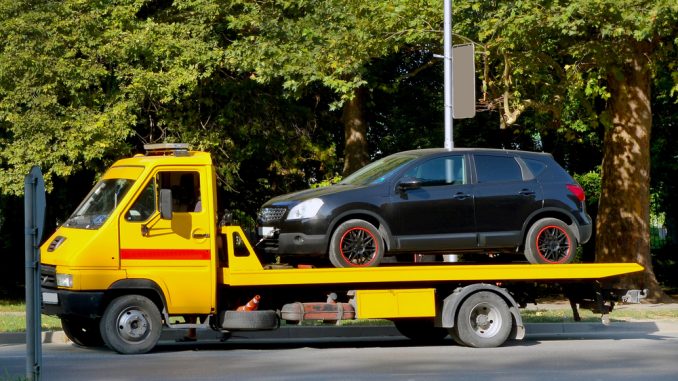Wie man trotz Getriebeschaden noch Geld mit dem Auto machen kann Wie man trotz Getriebeschaden noch Geld mit dem Auto machen kann