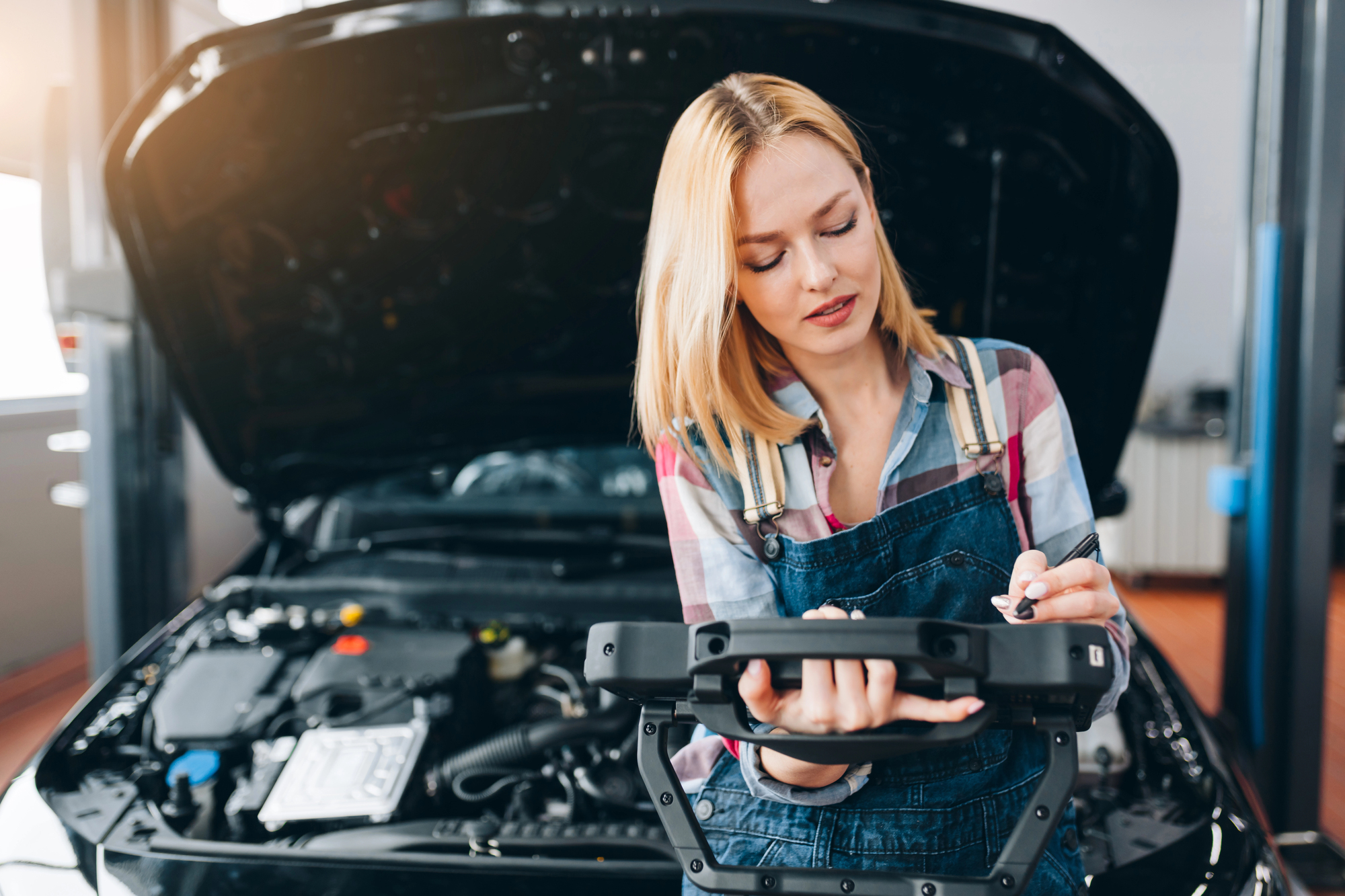 PCV-Ventilmembranen, AGR-Ventile und Ölabscheider in der Motordiagnose