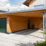 Carport für Elektroautos planen: Wallbox, Photovoltaik, Statik und typische Fehler