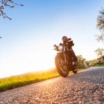 Welche Motorradbekleidung bietet dir das beste Preis-Leistungs-Verhältnis ohne Kompromisse bei der Sicherheit